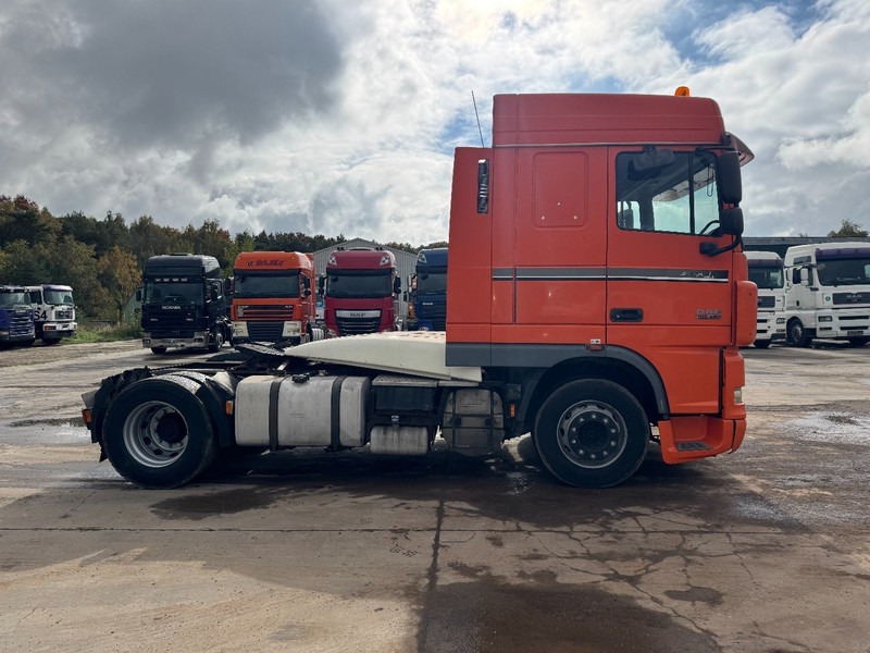 DAF 105 XF 460 Space Cab (MANUAL GEARBOX / BOITE MANUELLE) - Cabeza tractora: foto 4 DAF 105 XF 460 Space Cab (MANUAL GEARBOX / BOITE MANUELLE) - Cabeza tractora: foto 4