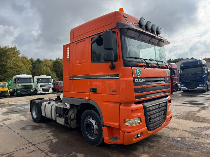 DAF 105 XF 460 Space Cab (MANUAL GEARBOX / BOITE MANUELLE) - Cabeza tractora: foto 3 DAF 105 XF 460 Space Cab (MANUAL GEARBOX / BOITE MANUELLE) - Cabeza tractora: foto 3