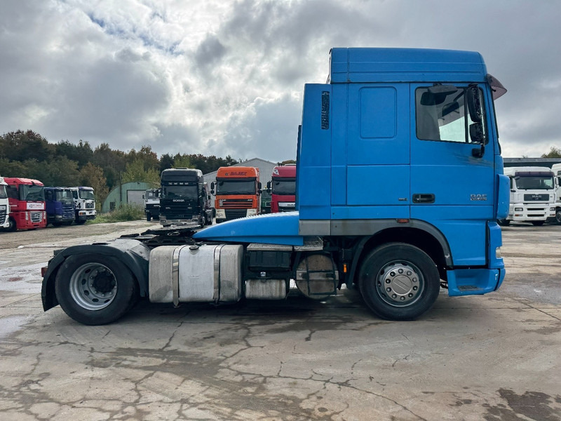 DAF 105 XF 460 Space Cab (MANUAL GEARBOX / BOITE MANUELLE) - Cabeza tractora: foto 4 DAF 105 XF 460 Space Cab (MANUAL GEARBOX / BOITE MANUELLE) - Cabeza tractora: foto 4