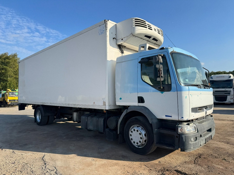 Renault Premium 270 (BOITE MANUELLE / MANUAL GEARBOX / 8.7 METER BOX) - Camión caja cerrada: foto 3 Renault Premium 270 (BOITE MANUELLE / MANUAL GEARBOX / 8.7 METER BOX) - Camión caja cerrada: foto 3