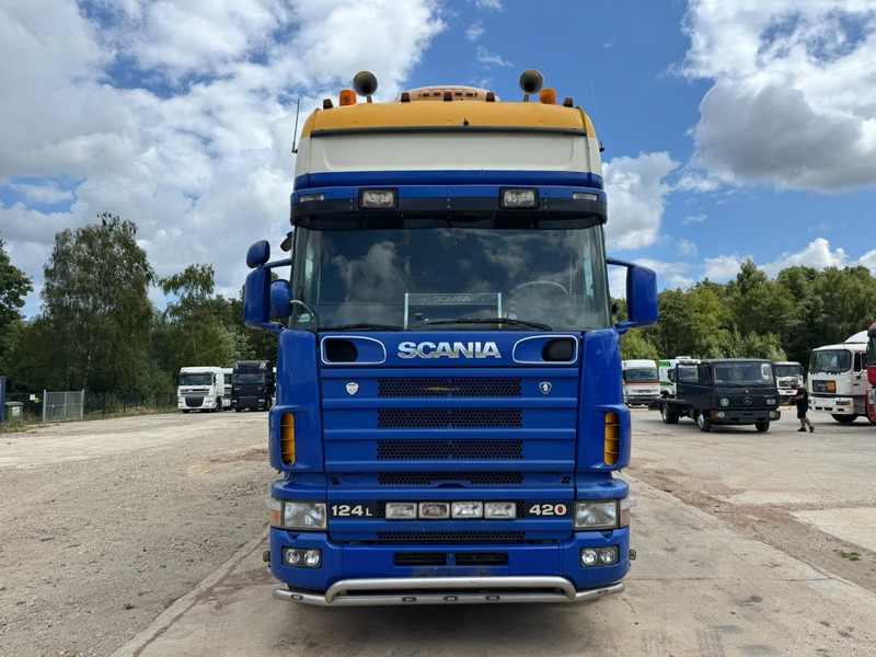 Scania 124 - 420 Topline (MANUAL GEARBOX / BOITE MANUELLE / RETARDER / PERFECT) - Camión transporte de ganado: foto 2 Scania 124 - 420 Topline (MANUAL GEARBOX / BOITE MANUELLE / RETARDER / PERFECT) - Camión transporte de ganado: foto 2