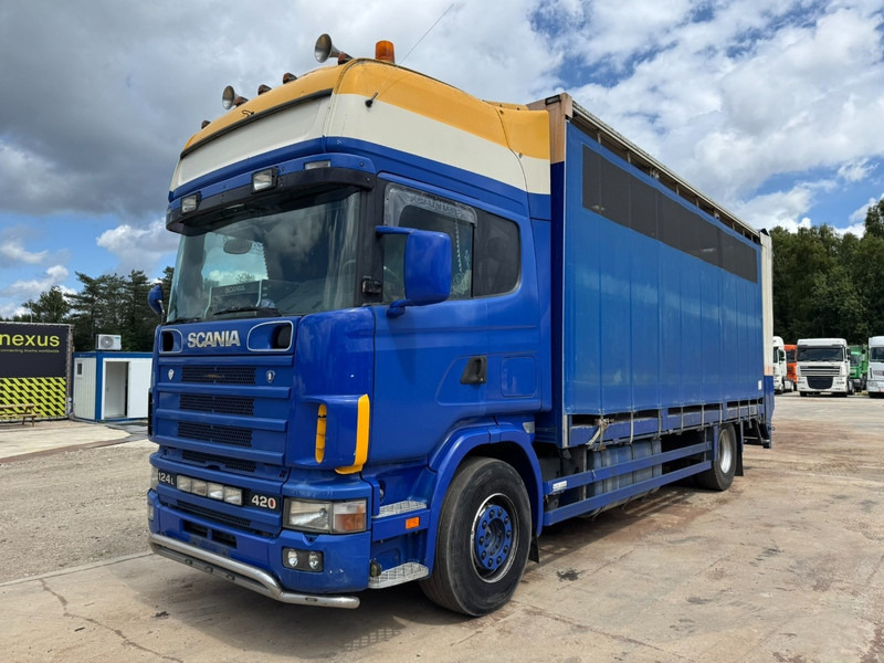 Scania 124 - 420 Topline (MANUAL GEARBOX / BOITE MANUELLE / RETARDER / PERFECT) - Camión transporte de ganado: foto 1 Scania 124 - 420 Topline (MANUAL GEARBOX / BOITE MANUELLE / RETARDER / PERFECT) - Camión transporte de ganado: foto 1
