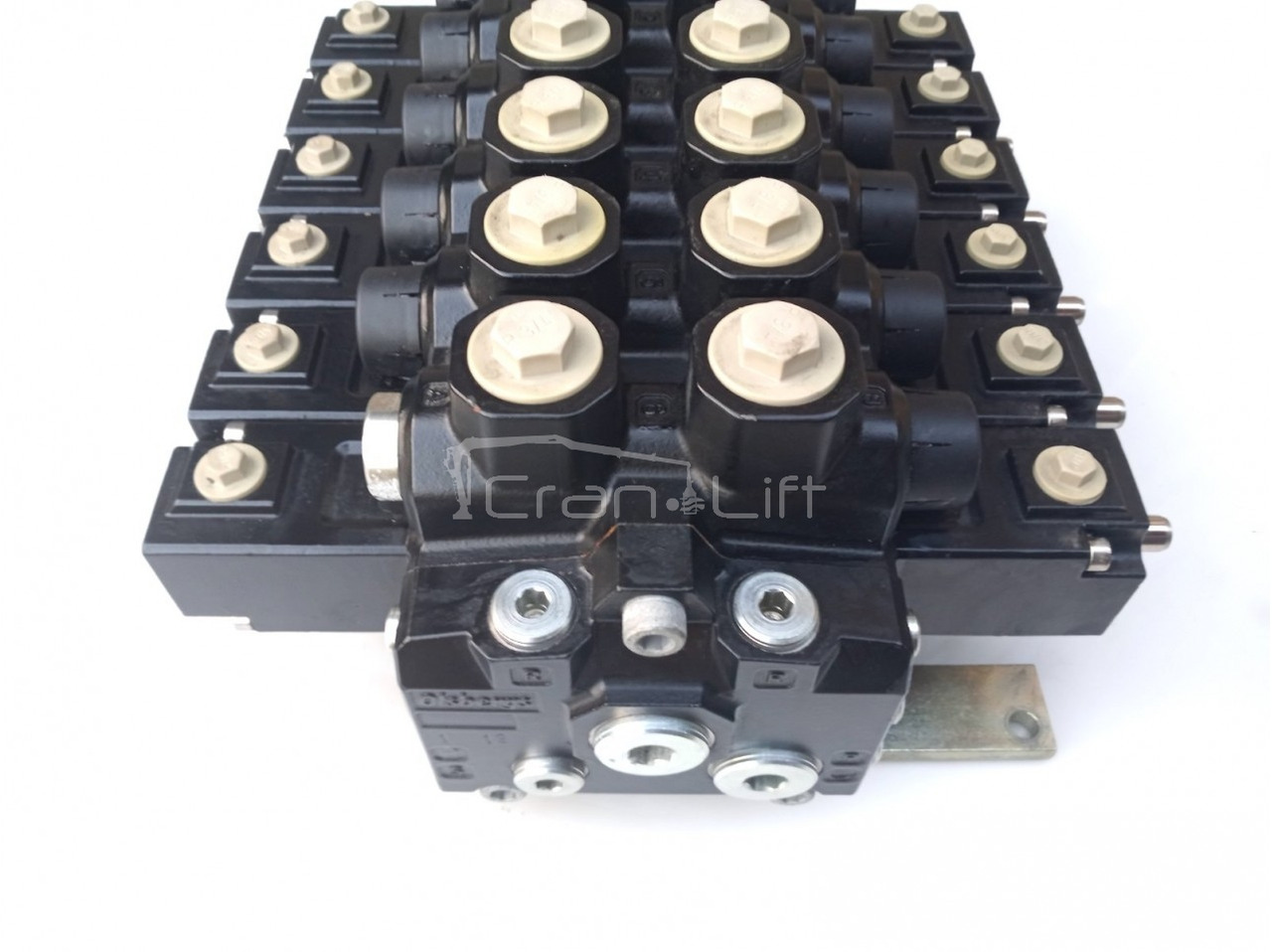 Rozdzielacz Olsberg Q200 - 6 sekcje pre-hydrauliczny, LS (sygnał) - Válvula hidráulica para Grúa para camión: foto 3 Rozdzielacz Olsberg Q200 - 6 sekcje pre-hydrauliczny, LS (sygnał) - Válvula hidráulica para Grúa para camión: foto 3