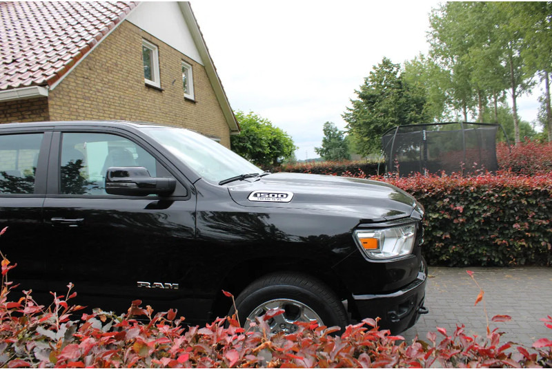Dodge Ram Pick Up 1500 V8 Bighorn - Coche: foto 2 Dodge Ram Pick Up 1500 V8 Bighorn - Coche: foto 2