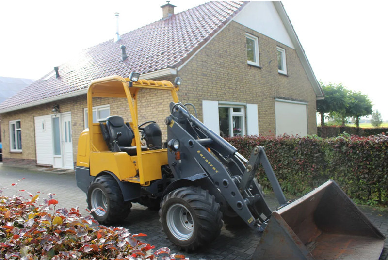 Eurotrac W12s - Cargadora: foto 1 Eurotrac W12s - Cargadora: foto 1