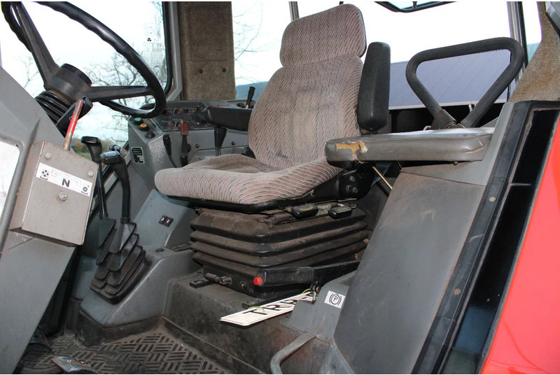 Tractor Massey Ferguson 3050: foto 8 Tractor Massey Ferguson 3050: foto 8