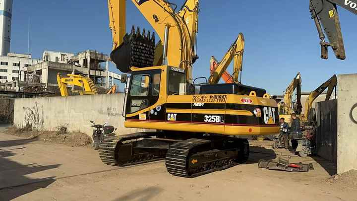 Budget-Friendly Cat 325BL Excavator| Original Parts, No Major Repairs, Global Shipping Available! - Excavadora de cadenas: foto 2 Budget-Friendly Cat 325BL Excavator| Original Parts, No Major Repairs, Global Shipping Available! - Excavadora de cadenas: foto 2