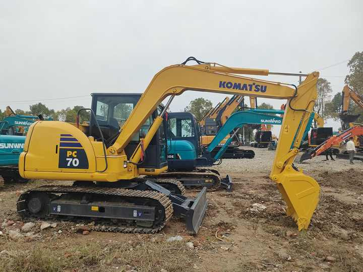 Cheap Used Komatsu PC70-8 Crawler Excavator with High Efficiency Used Heavy Machinery Komatsu PC70-8 Digger Cheap for Sale - Excavadora de cadenas: foto 5 Cheap Used Komatsu PC70-8 Crawler Excavator with High Efficiency Used Heavy Machinery Komatsu PC70-8 Digger Cheap for Sale - Excavadora de cadenas: foto 5