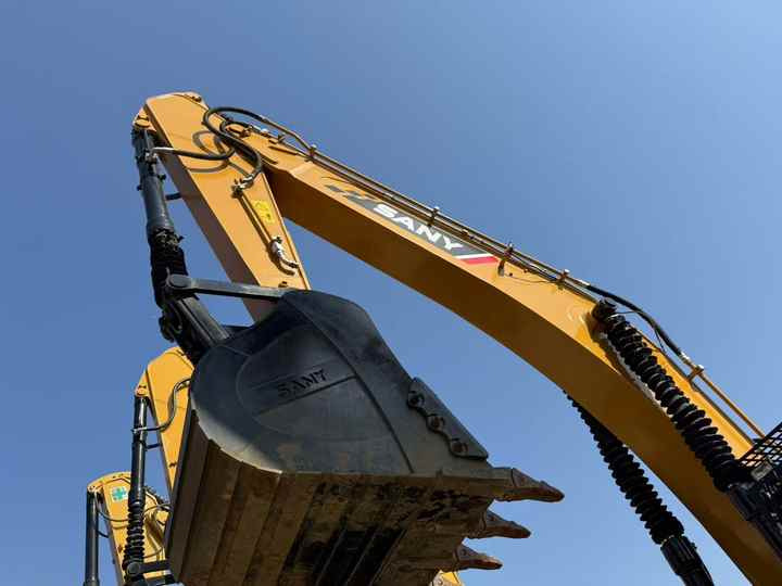China Brand Sany 335h 35tons Excavator for Sale HIgh Quality Sany 305 335 365 Large Excavator Hot Sale - Excavadora de cadenas: foto 3 China Brand Sany 335h 35tons Excavator for Sale HIgh Quality Sany 305 335 365 Large Excavator Hot Sale - Excavadora de cadenas: foto 3