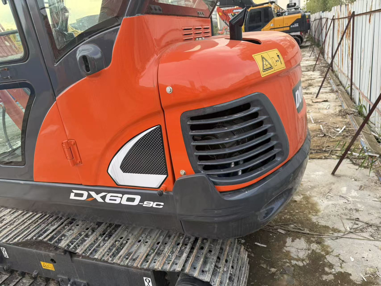 DOOSAN Used large Doosan DX60 excavators, original DX60 used excavators, 6-ton DX60 hydraulic excavators, best-selling at low prices. - Miniexcavadora: foto 3 DOOSAN Used large Doosan DX60 excavators, original DX60 used excavators, 6-ton DX60 hydraulic excavators, best-selling at low prices. - Miniexcavadora: foto 3