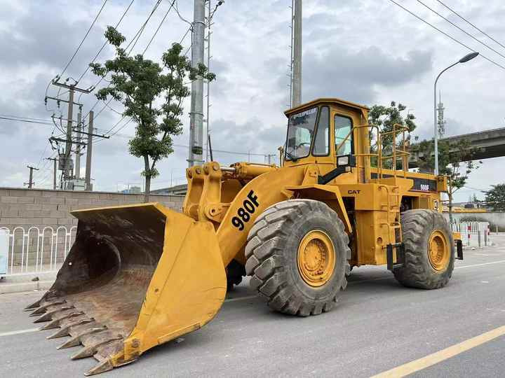 Heavy-Duty CAT980F Wheel Loader for Sale - Excavator Attachment Compatible | Export Ready - Cargadora de ruedas: foto 4 Heavy-Duty CAT980F Wheel Loader for Sale - Excavator Attachment Compatible | Export Ready - Cargadora de ruedas: foto 4