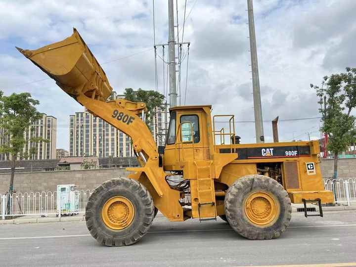 Heavy-Duty CAT980F Wheel Loader for Sale - Excavator Attachment Compatible | Export Ready - Cargadora de ruedas: foto 3 Heavy-Duty CAT980F Wheel Loader for Sale - Excavator Attachment Compatible | Export Ready - Cargadora de ruedas: foto 3