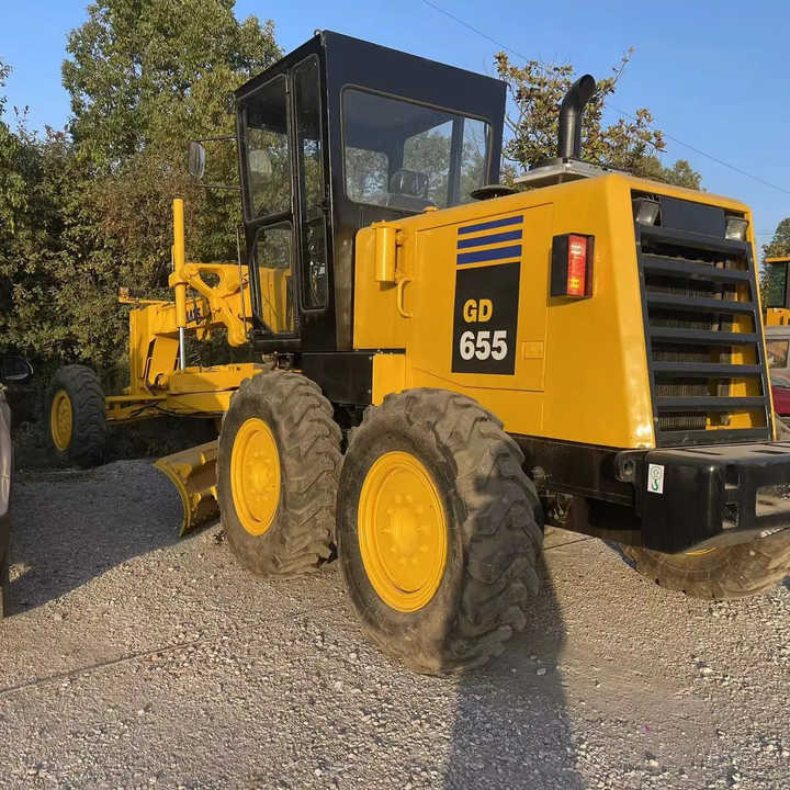 Japan Komatsu GD655 Motor Grader Cheap Price Komatsu Road Grader GD655 Good Condition in China - Grader: foto 1 Japan Komatsu GD655 Motor Grader Cheap Price Komatsu Road Grader GD655 Good Condition in China - Grader: foto 1