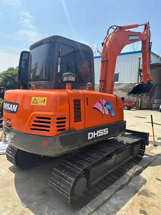 Low Shipping Used Excavator Doosan DH55 Good Condition with Low Hours - Excavadora: foto 2 Low Shipping Used Excavator Doosan DH55 Good Condition with Low Hours - Excavadora: foto 2