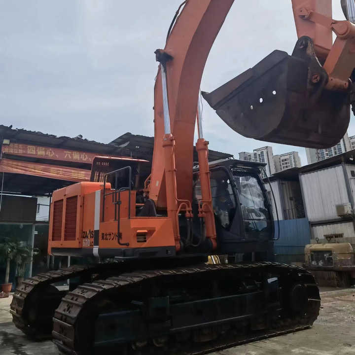 Original HITACHI ZX670 Original Japan Surplus Hitachi ZX670 for Sale - Excavadora de cadenas: foto 2 Original HITACHI ZX670 Original Japan Surplus Hitachi ZX670 for Sale - Excavadora de cadenas: foto 2