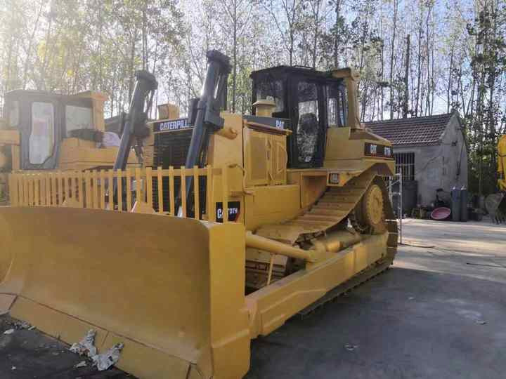 Second Hand Caterpillar CAT D7H D7G D7R Bulldozer, Used CAT D7H Japan Import in Good Condition - Bulldozer: foto 4 Second Hand Caterpillar CAT D7H D7G D7R Bulldozer, Used CAT D7H Japan Import in Good Condition - Bulldozer: foto 4