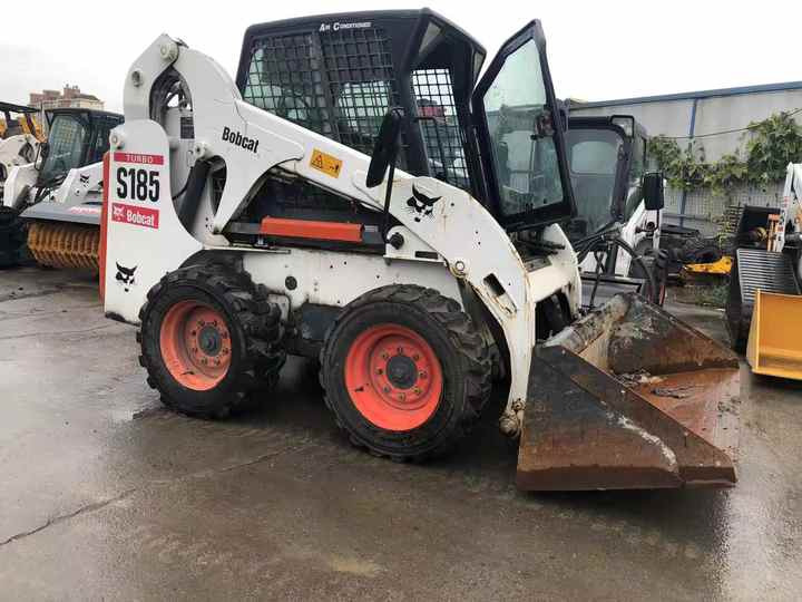 Used Bob Cat Bob Cat S185 Used Mini Skid Steer Wheel Loader Multifunctional Track Loaders Bobcat - Minicargadora: foto 5 Used Bob Cat Bob Cat S185 Used Mini Skid Steer Wheel Loader Multifunctional Track Loaders Bobcat - Minicargadora: foto 5