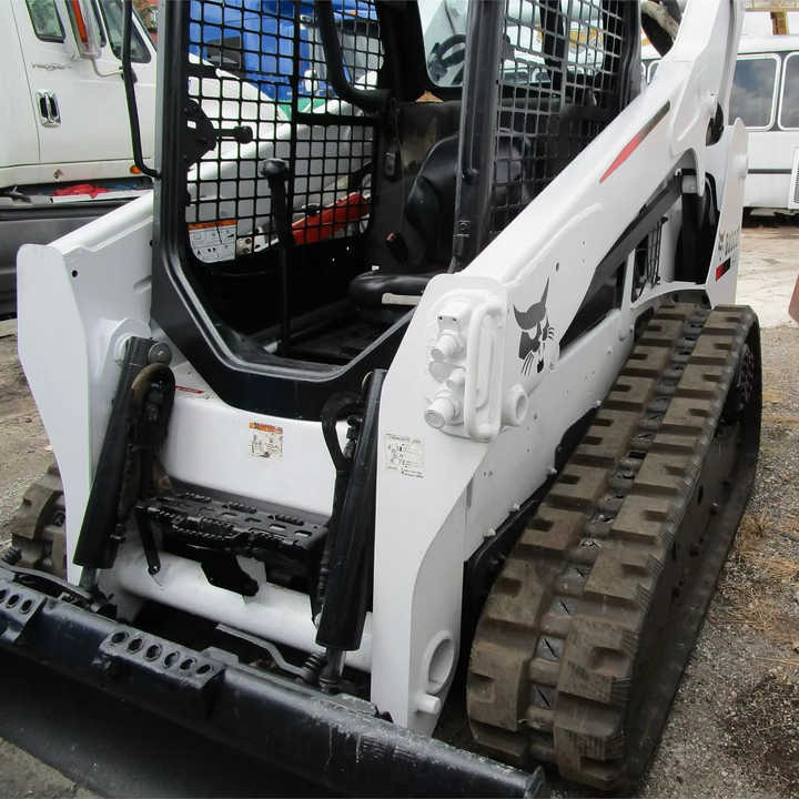 Used Bobcat T590 Used Skid Steer Loader with Good Condition for Sale S160 S185 S300 S330 T590 3T 4T 5T 2T - Minicargadora: foto 1 Used Bobcat T590 Used Skid Steer Loader with Good Condition for Sale S160 S185 S300 S330 T590 3T 4T 5T 2T - Minicargadora: foto 1