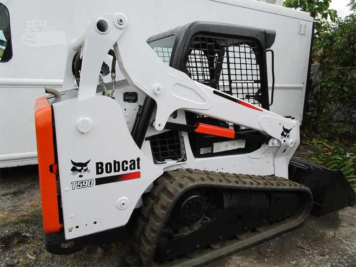 Used Bobcat T590 Used Skid Steer Loader with Good Condition for Sale S160 S185 S300 S330 T590 3T 4T 5T 2T - Minicargadora: foto 4 Used Bobcat T590 Used Skid Steer Loader with Good Condition for Sale S160 S185 S300 S330 T590 3T 4T 5T 2T - Minicargadora: foto 4