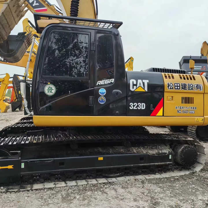 Used Digger CAT 323D2L Construction Machinery Construction Digger Used CAT 323D2L Cheap Excavator - Excavadora de cadenas: foto 2 Used Digger CAT 323D2L Construction Machinery Construction Digger Used CAT 323D2L Cheap Excavator - Excavadora de cadenas: foto 2