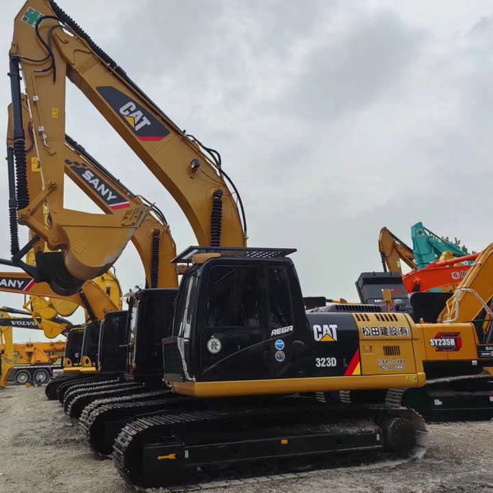 Used Digger CAT 323D2L Construction Machinery Construction Digger Used CAT 323D2L Cheap Excavator - Excavadora de cadenas: foto 1 Used Digger CAT 323D2L Construction Machinery Construction Digger Used CAT 323D2L Cheap Excavator - Excavadora de cadenas: foto 1