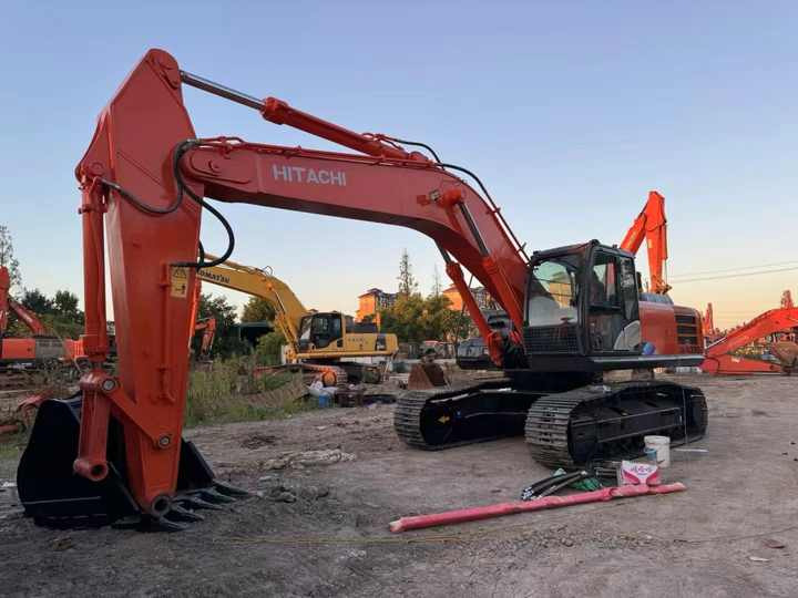 Used Original Japan Brand Hitachi Zx350-5 Excavator for Sale Hitachi Zx200 350 Excavator - Excavadora: foto 4 Used Original Japan Brand Hitachi Zx350-5 Excavator for Sale Hitachi Zx200 350 Excavator - Excavadora: foto 4