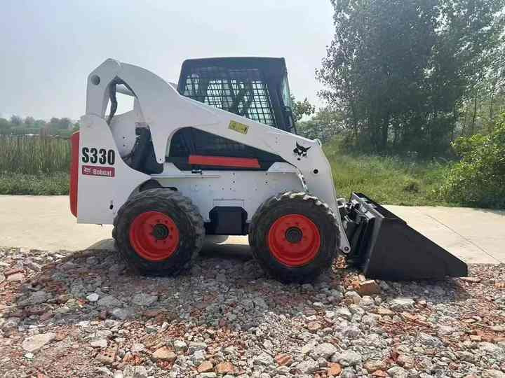 Very Low Price American Brand Used Bobcat S330 Skid Steer Loader with Superior Performance for Sale S160/S180/S300 in Stock - Minicargadora: foto 5 Very Low Price American Brand Used Bobcat S330 Skid Steer Loader with Superior Performance for Sale S160/S180/S300 in Stock - Minicargadora: foto 5