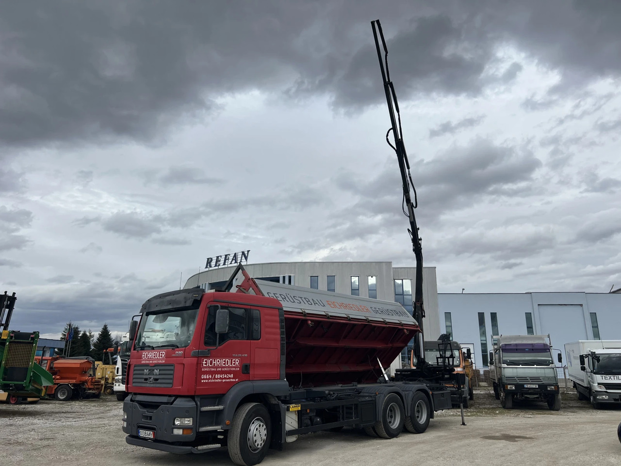 Man Tga 6х4, Самосвал с Кран - Camión volquete, Camión grúa: foto 5 Man Tga 6х4, Самосвал с Кран - Camión volquete, Camión grúa: foto 5
