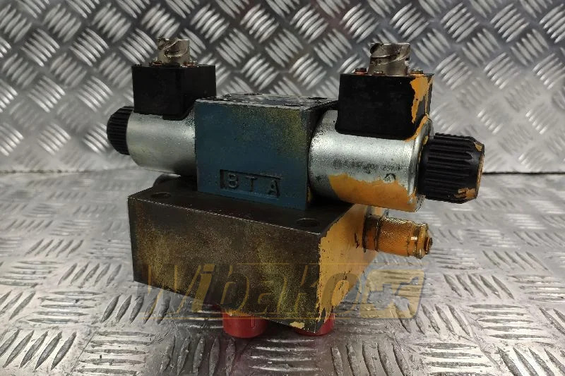 Bosch 0810091353 0813100148 - Válvula hidráulica para Maquinaria de construcción: foto 1 Bosch 0810091353 0813100148 - Válvula hidráulica para Maquinaria de construcción: foto 1