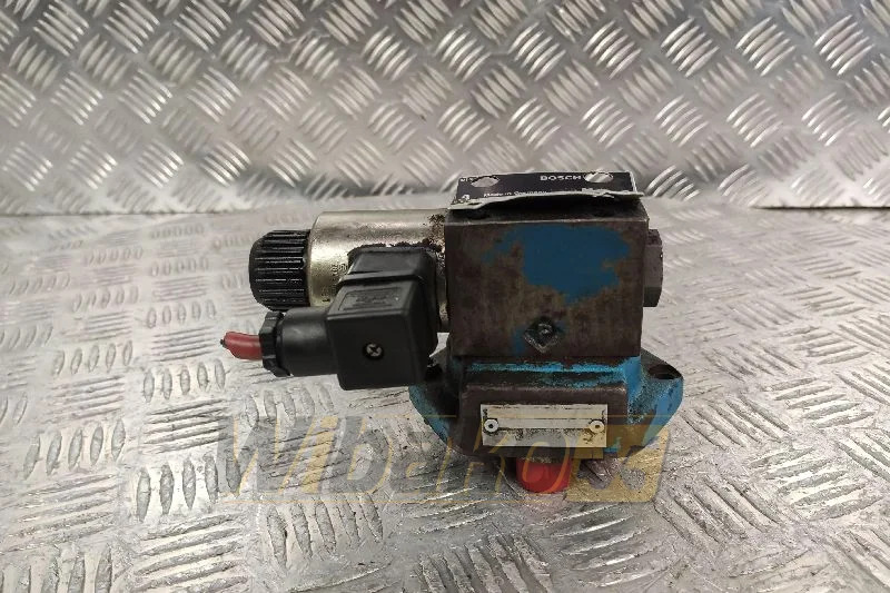Bosch 081WV0GP1V1012WS024/00D0 0810091227 - Válvula hidráulica para Maquinaria de construcción: foto 1 Bosch 081WV0GP1V1012WS024/00D0 0810091227 - Válvula hidráulica para Maquinaria de construcción: foto 1