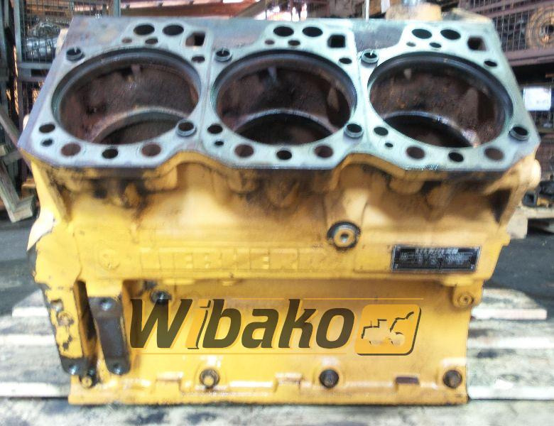 Crankcase for engine Liebherr D9306 9267046 - Cárter para Maquinaria de construcción: foto 1 Crankcase for engine Liebherr D9306 9267046 - Cárter para Maquinaria de construcción: foto 1