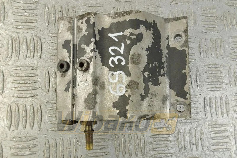 Cummins 4943866 - Filtro de combustible para Maquinaria de construcción: foto 1 Cummins 4943866 - Filtro de combustible para Maquinaria de construcción: foto 1