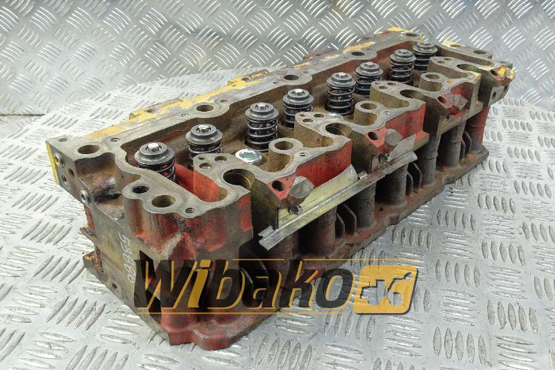 Cylinder head Deutz BF4L1011 4609R - Cabezal de bloque para Maquinaria de construcción: foto 1 Cylinder head Deutz BF4L1011 4609R - Cabezal de bloque para Maquinaria de construcción: foto 1