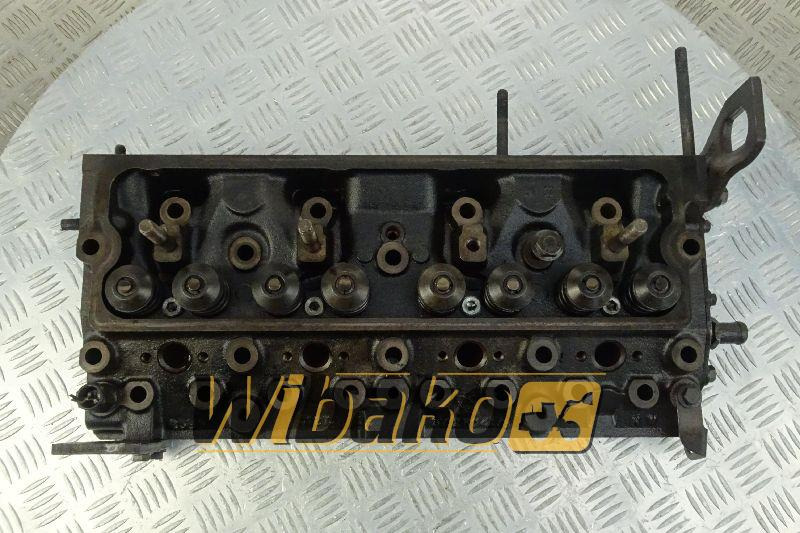 Cylinder head for engine Perkins 1004 3712H04A/8 - Cabezal de bloque para Maquinaria de construcción: foto 1 Cylinder head for engine Perkins 1004 3712H04A/8 - Cabezal de bloque para Maquinaria de construcción: foto 1