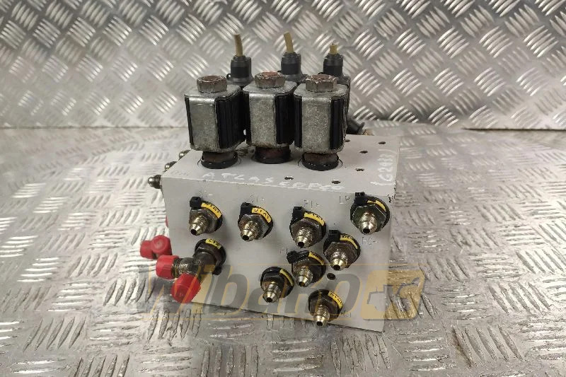 Parker 91217403 0304786281-001 - Válvula hidráulica para Maquinaria de construcción: foto 1 Parker 91217403 0304786281-001 - Válvula hidráulica para Maquinaria de construcción: foto 1