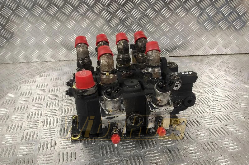 Parker F130CF02-SE30-001A 3222315521 - Válvula hidráulica para Maquinaria de construcción: foto 2 Parker F130CF02-SE30-001A 3222315521 - Válvula hidráulica para Maquinaria de construcción: foto 2