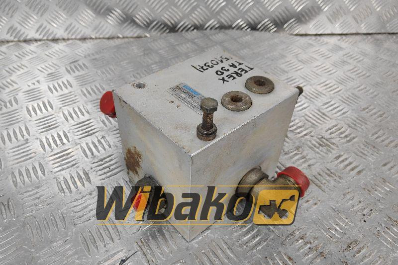 Valves set Vickers TA30 02349378 - Válvula hidráulica para Maquinaria de construcción: foto 1 Valves set Vickers TA30 02349378 - Válvula hidráulica para Maquinaria de construcción: foto 1