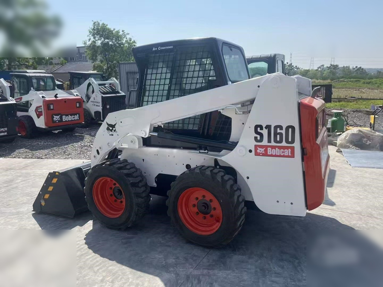 BOBCAT S160 - Minicargadora: foto 1 BOBCAT S160 - Minicargadora: foto 1