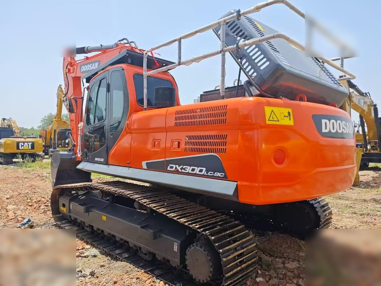 DOOSAN DX300 LC - Excavadora de cadenas: foto 5 DOOSAN DX300 LC - Excavadora de cadenas: foto 5