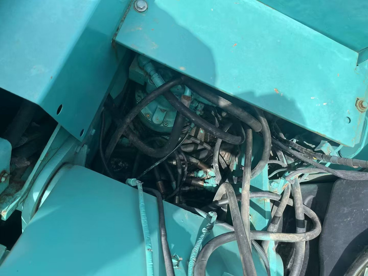 Excavadora de cadenas KOBELCO 135SR: foto 12