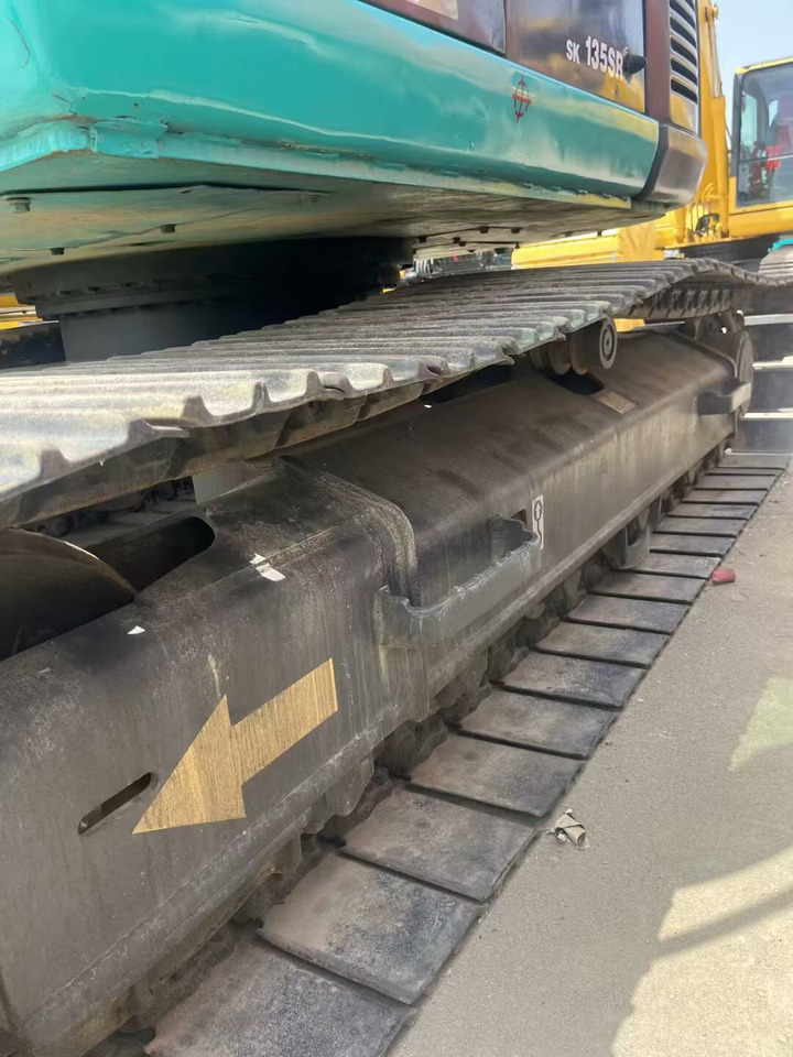 Excavadora de cadenas KOBELCO 135SR: foto 11