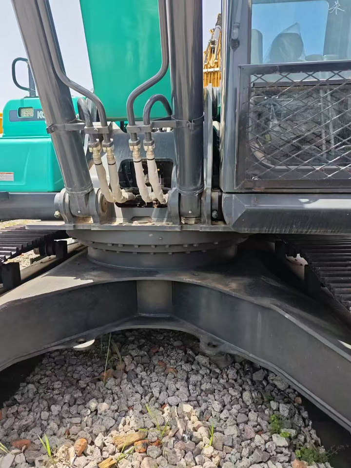 KOBELCO SK350D - Excavadora de cadenas: foto 4 KOBELCO SK350D - Excavadora de cadenas: foto 4
