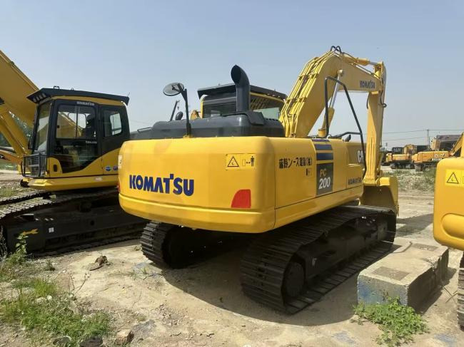 KOMATSU 200-8 - Excavadora de cadenas: foto 4 KOMATSU 200-8 - Excavadora de cadenas: foto 4