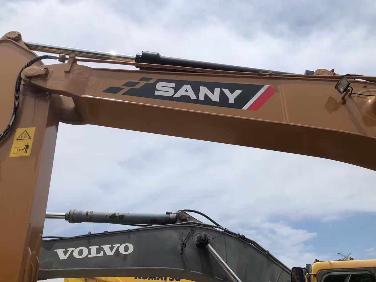 SANY SY365H - Excavadora de cadenas: foto 4 SANY SY365H - Excavadora de cadenas: foto 4
