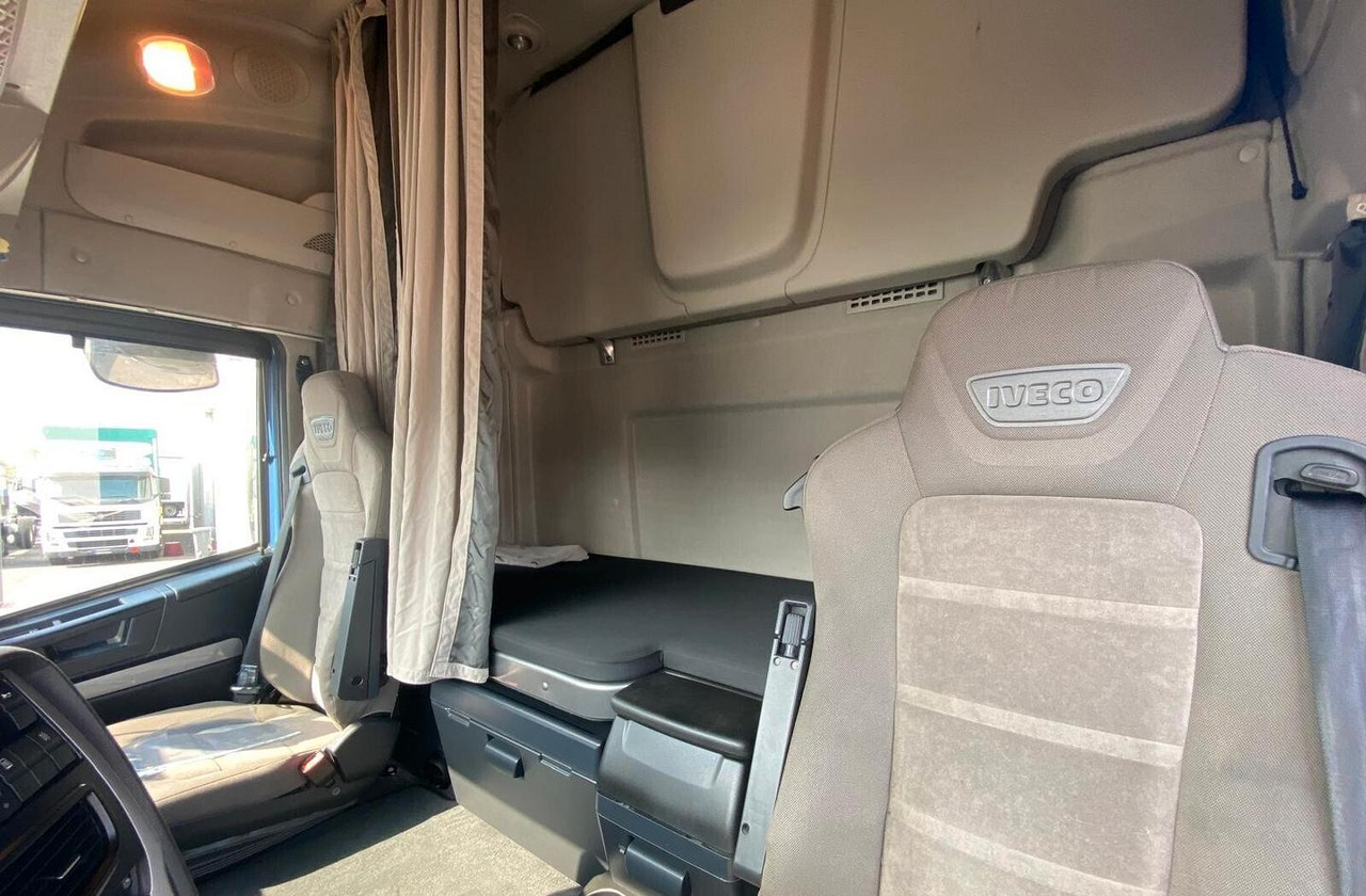 IVECO STRALIS 480 TRATTORE STRADALE EURO 6 - Cabeza tractora: foto 5 IVECO STRALIS 480 TRATTORE STRADALE EURO 6 - Cabeza tractora: foto 5