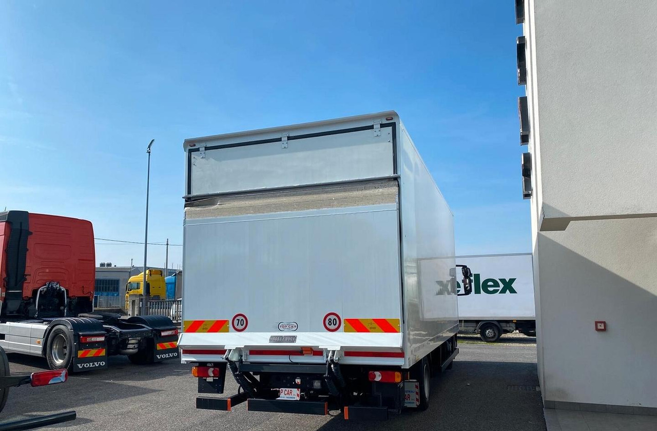 IVECO EUROCARGO 75E21 FURGONE E SPONDA - Camión caja cerrada: foto 3 IVECO EUROCARGO 75E21 FURGONE E SPONDA - Camión caja cerrada: foto 3