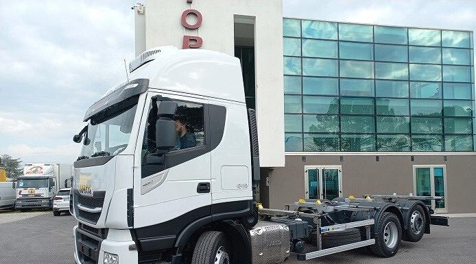 IVECO STRALIS AS260S48 A TELAIO FULL PNEUMATIC - Camión portacontenedore/ Intercambiable: foto 3 IVECO STRALIS AS260S48 A TELAIO FULL PNEUMATIC - Camión portacontenedore/ Intercambiable: foto 3
