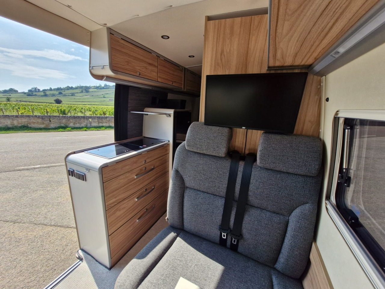 MERCEDES-BENZ Sprinter 4x4 HYMER Grand Canyon S - Cámper: foto 4 MERCEDES-BENZ Sprinter 4x4 HYMER Grand Canyon S - Cámper: foto 4