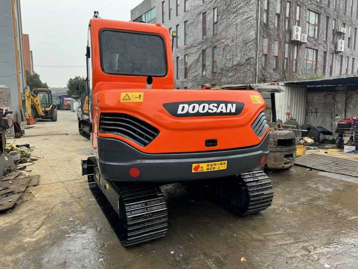 Certified Used Doosan DX75 Mini Excavator | Low Hours, Full Service History | Global Shipping Available - Miniexcavadora: foto 3 Certified Used Doosan DX75 Mini Excavator | Low Hours, Full Service History | Global Shipping Available - Miniexcavadora: foto 3