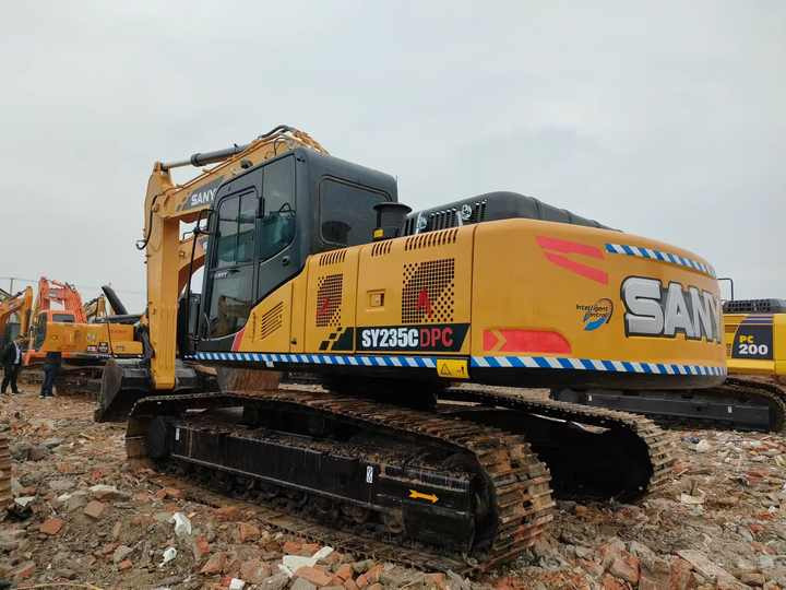 China Famous Brand Used Sany 23ton Excavator Used Sany SY235C Hydraulic Excavator 90% New with Excellent Performance for Sale - Excavadora de cadenas: foto 5 China Famous Brand Used Sany 23ton Excavator Used Sany SY235C Hydraulic Excavator 90% New with Excellent Performance for Sale - Excavadora de cadenas: foto 5
